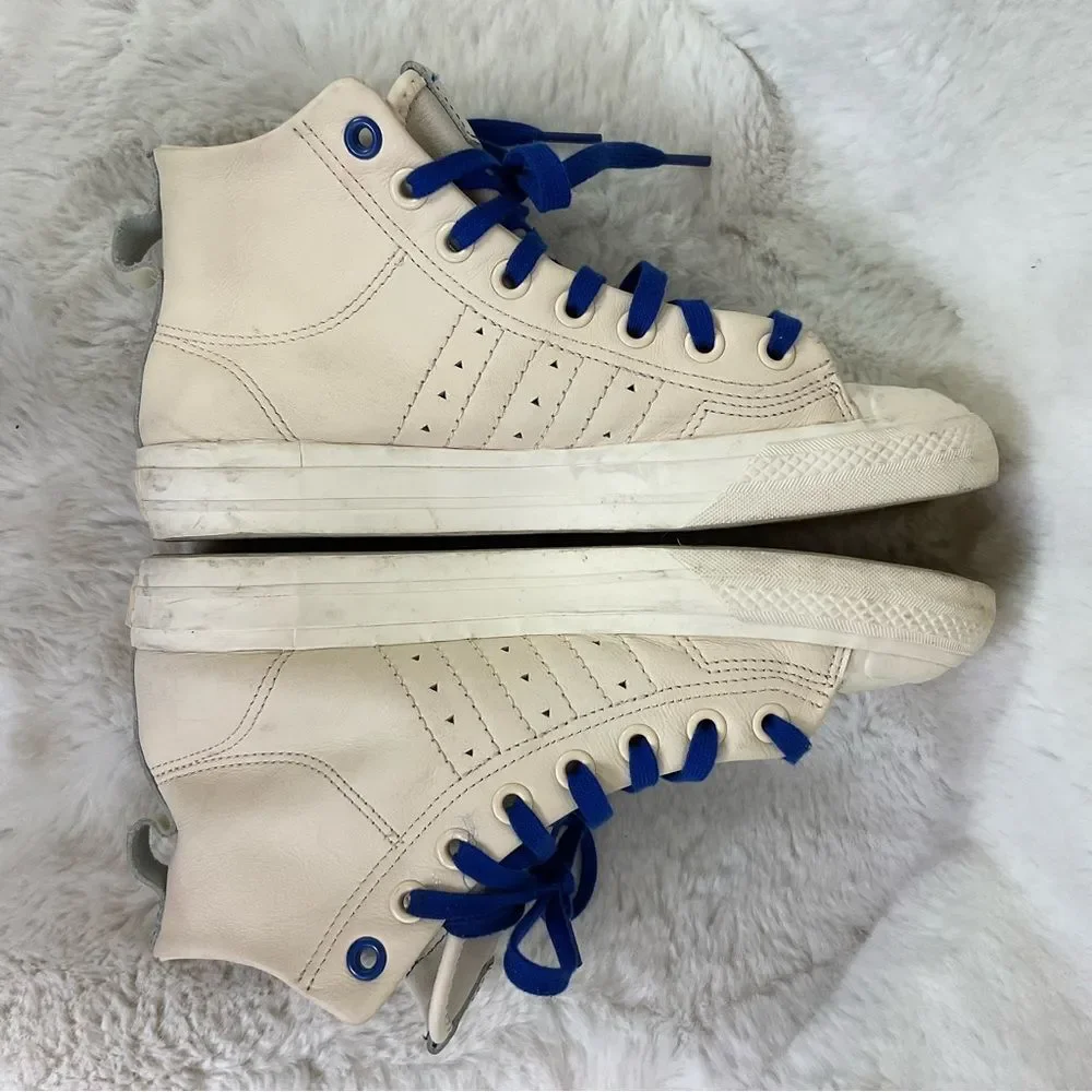 Adidas Men's Nizza Hi Pharrell FX8010 Ecru Tint and Royal Blue Sneakers Size 7